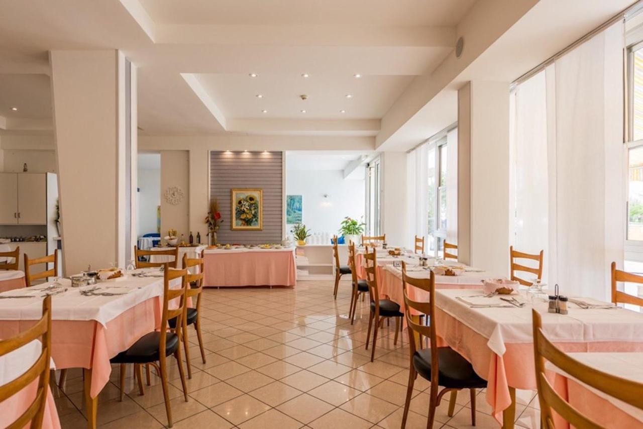 Hotel Alda Τσέρβια Εξωτερικό φωτογραφία